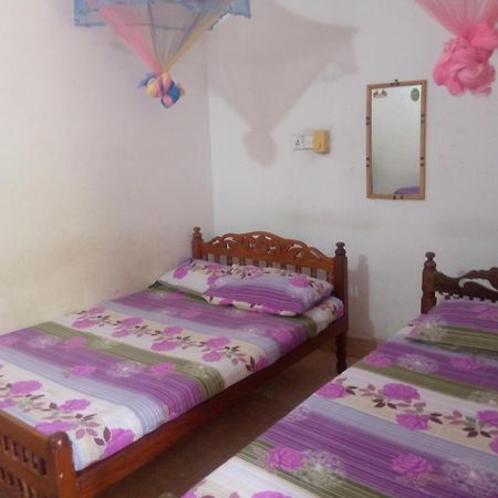 Kunam Beach Rest Inn Batticaloa Extérieur photo