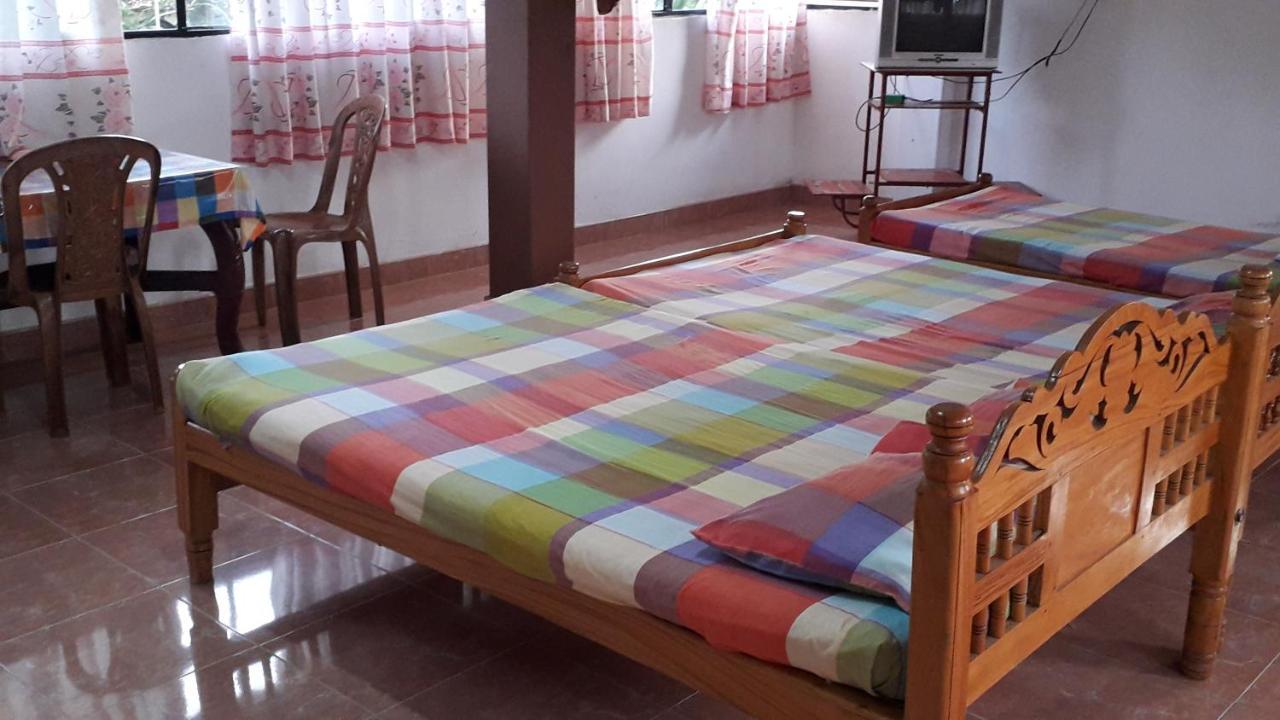 Kunam Beach Rest Inn Batticaloa Extérieur photo