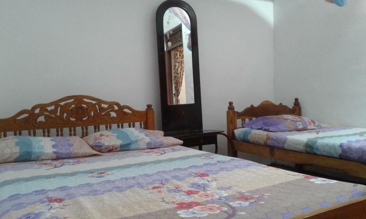 Kunam Beach Rest Inn Batticaloa Extérieur photo